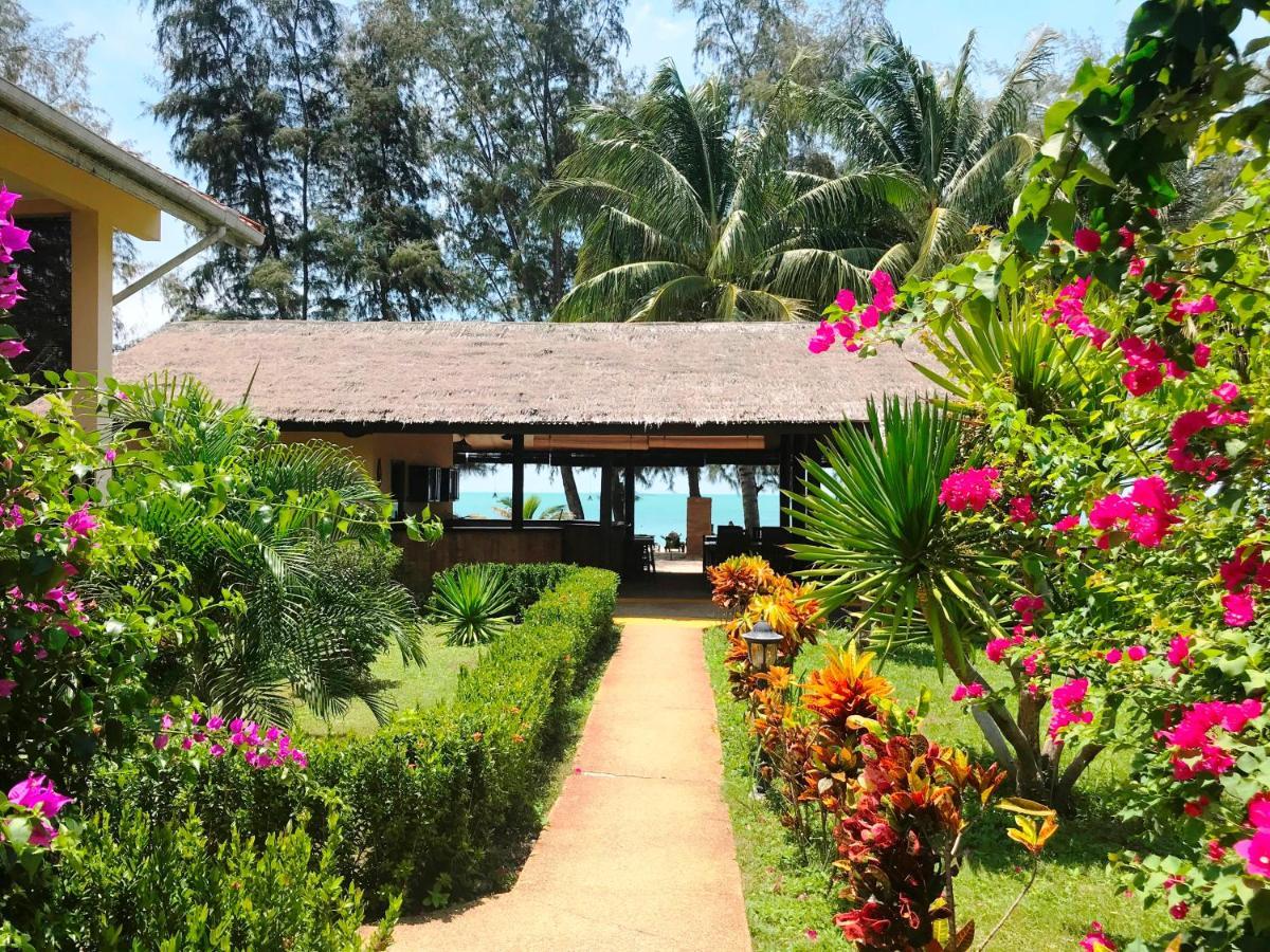 Ao Thai Resort Sathing Phra Bagian luar foto