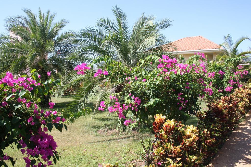 Ao Thai Resort Sathing Phra Bagian luar foto