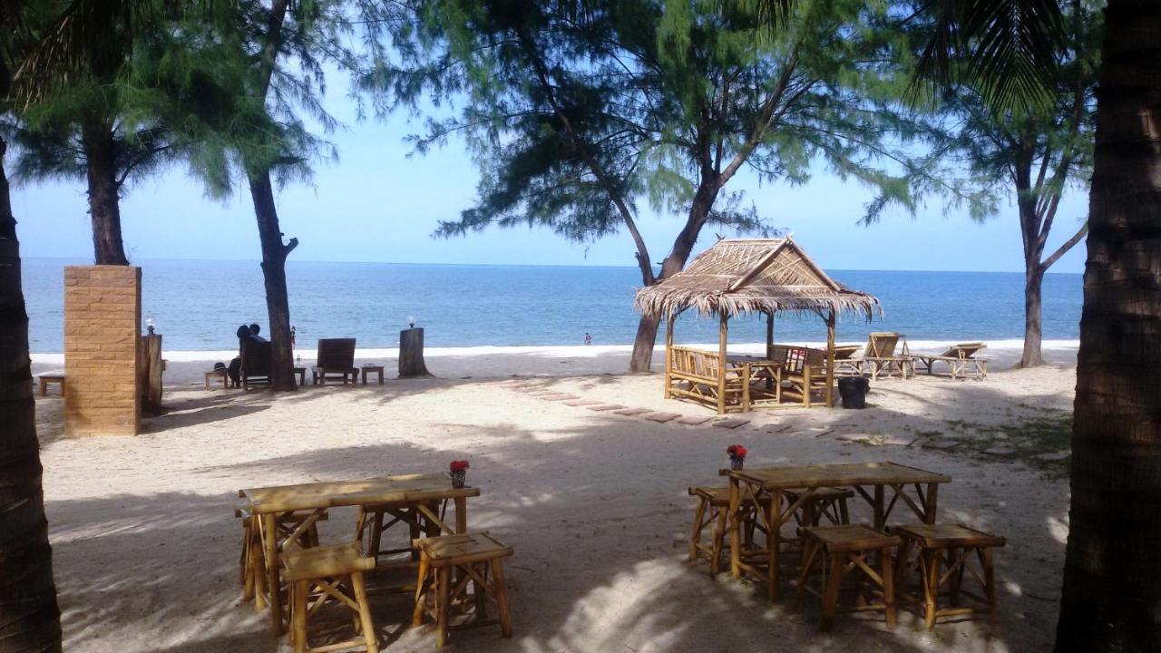 Ao Thai Resort Sathing Phra Bagian luar foto